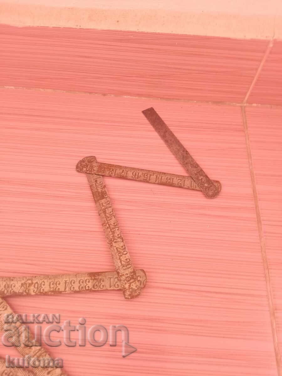 Delivery of Old iron folding meter Delivery of Old iron folding meter