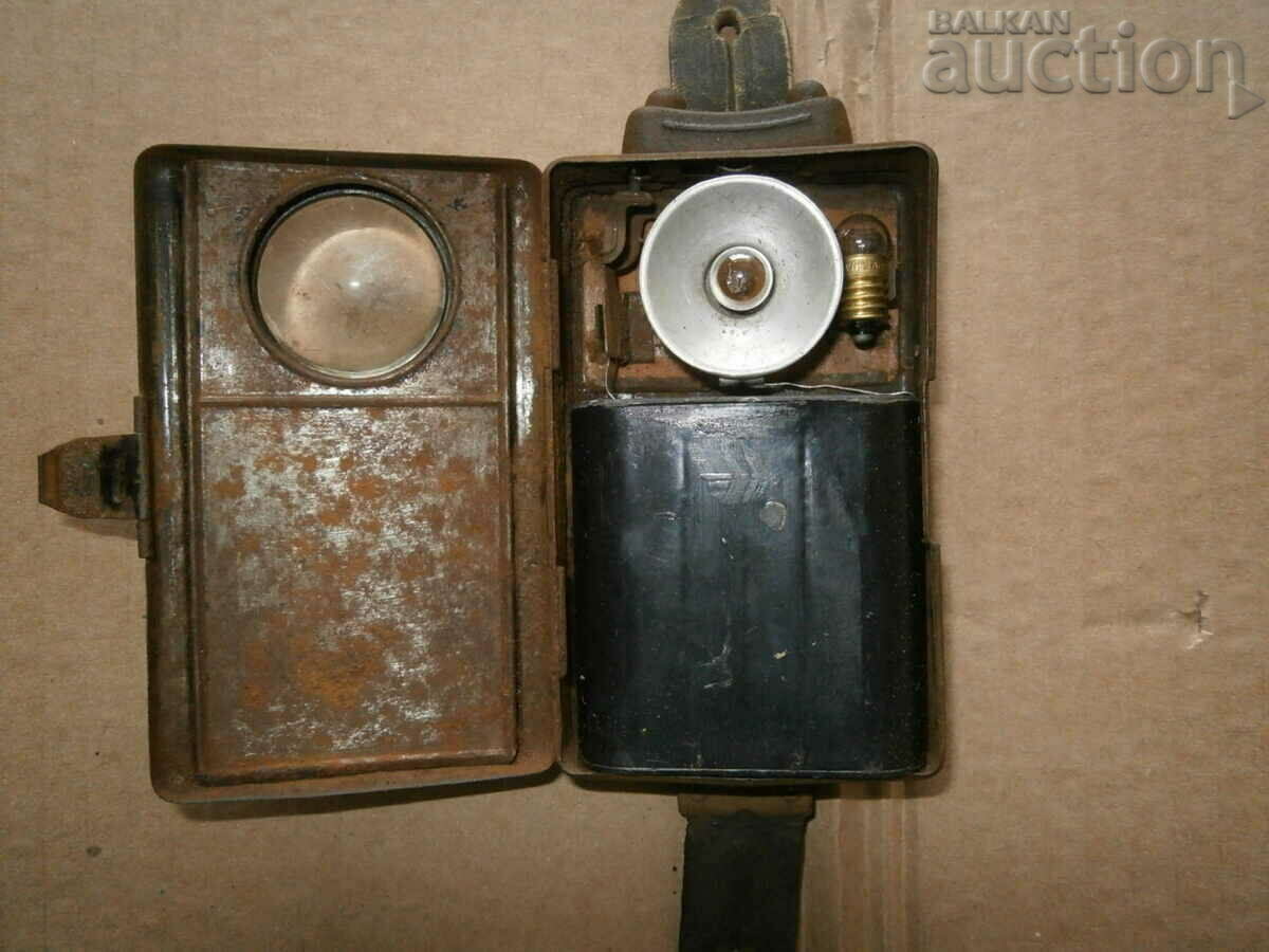 WEHRMACHT DAIMON TELKO WWII flashlight Germany WW2 working - 6 WEHRMACHT DAIMON TELKO WWII flashlight Germany WW2 working - 6