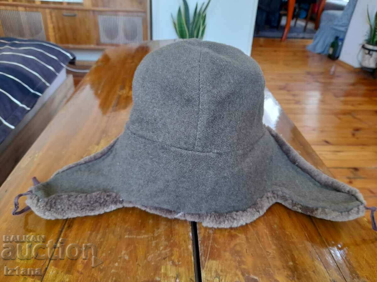 Old hat, earmuff - 5 Old hat, earmuff - 5