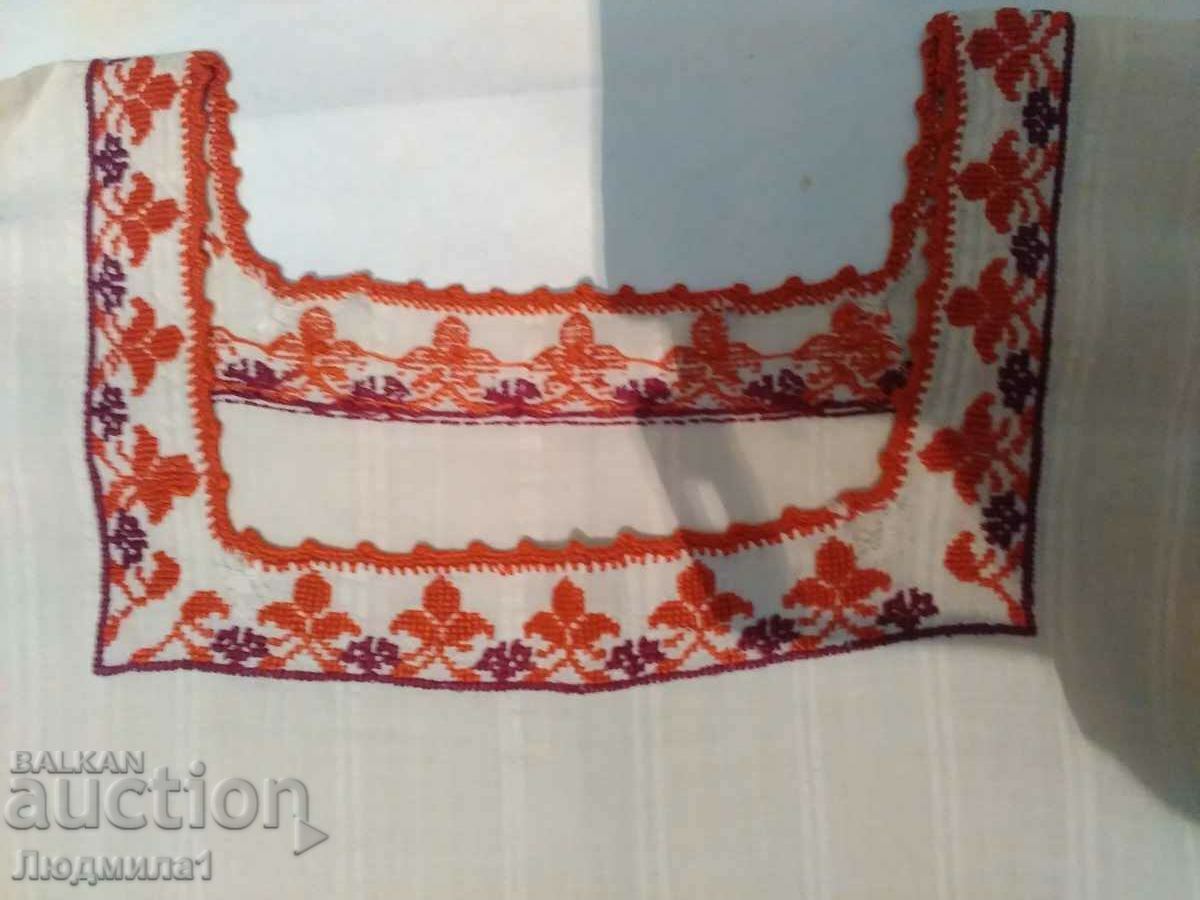 ΑΥΘΕΝΤΙΚΟ ΠΟΥΚΑΜΙΣΟ ΓΕΡΩΝ με τιμή 50.00 BGN | € 25.56 ΑΥΘΕΝΤΙΚΟ ΠΟΥΚΑΜΙΣΟ ΓΕΡΩΝ με τιμή 50.00 BGN | € 25.56