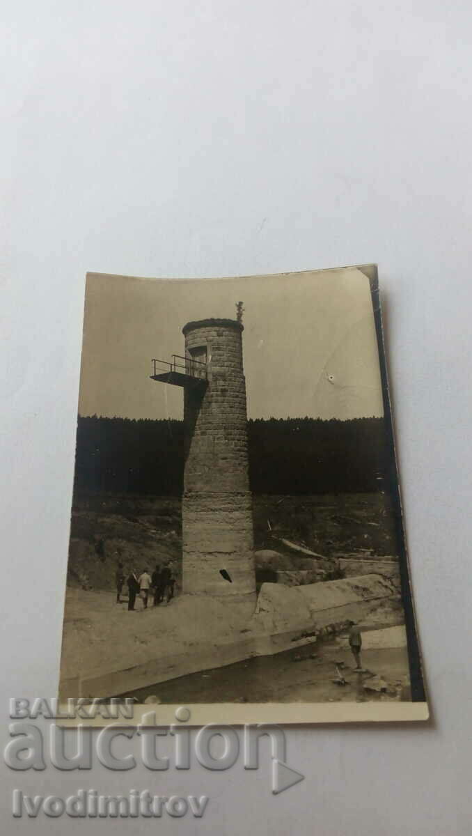 Foto Turnul de control al barajului