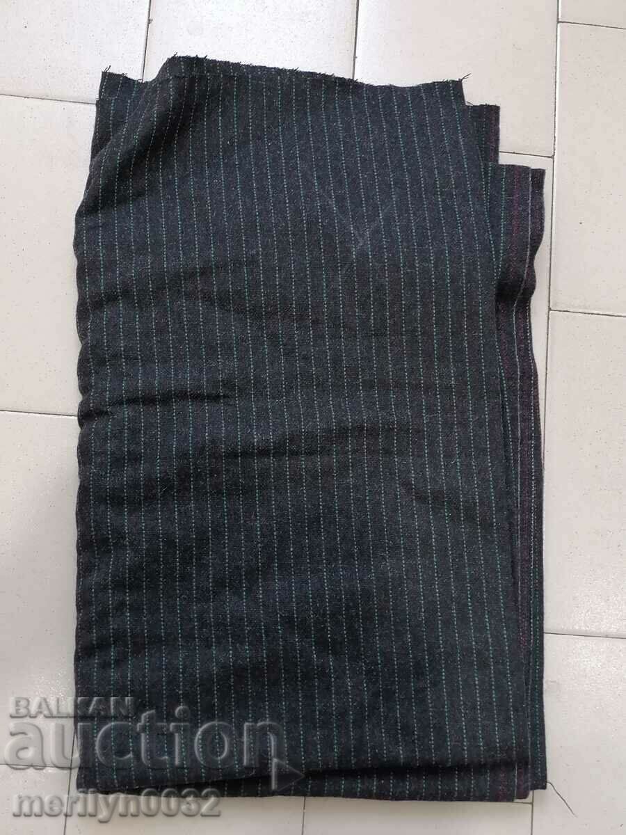 Delivery of Old wool fabric 2.45 / 155 cm