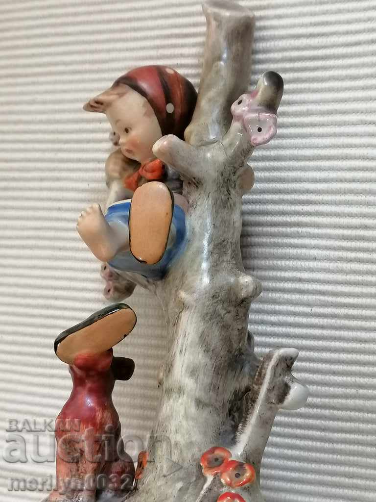 Figure statuette Goebel porcelain Hummel GERMANY - 6 Figure statuette Goebel porcelain Hummel GERMANY - 6