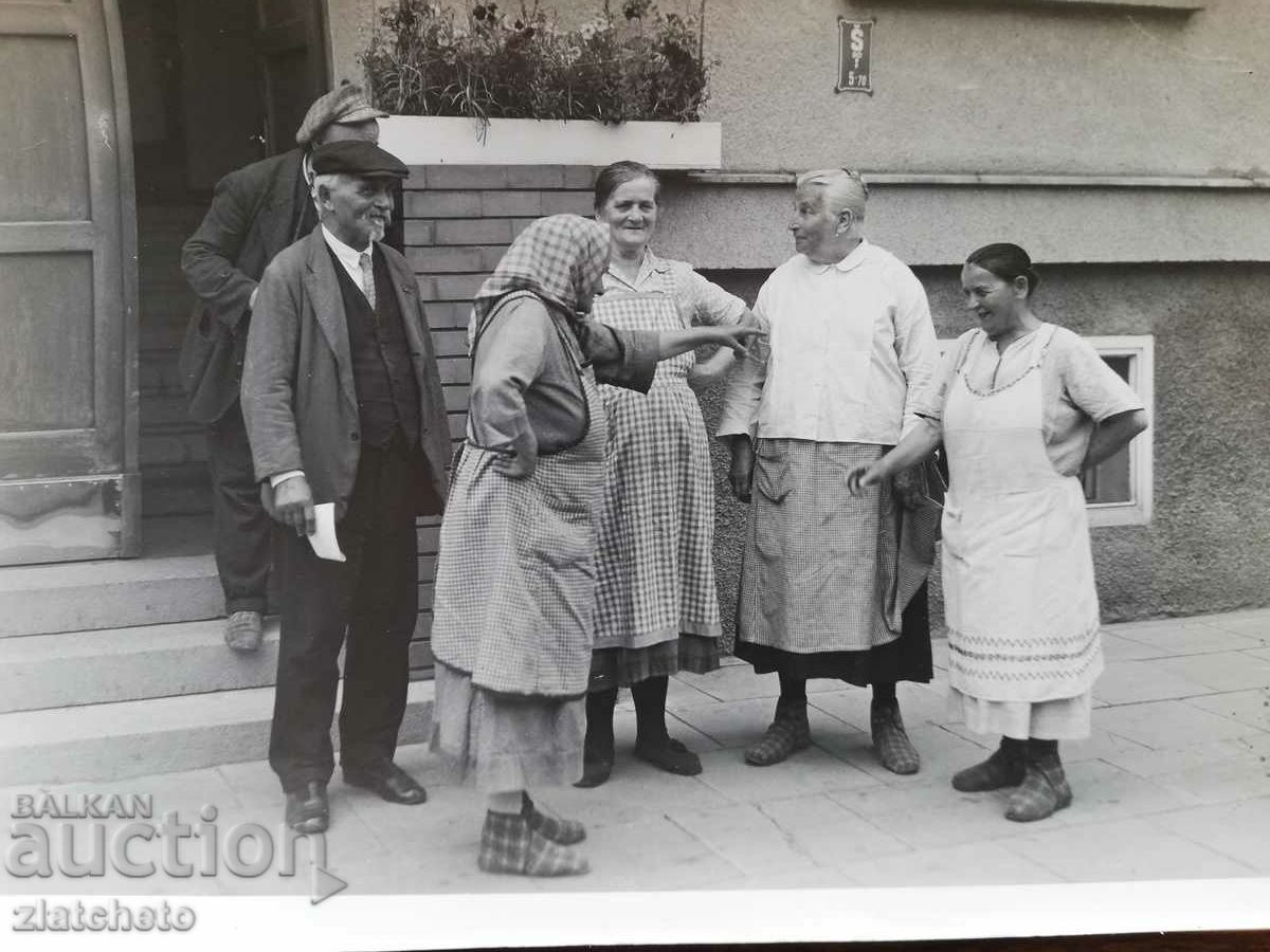 Old photo author's photo with price 20.00 BGN | € 10.23