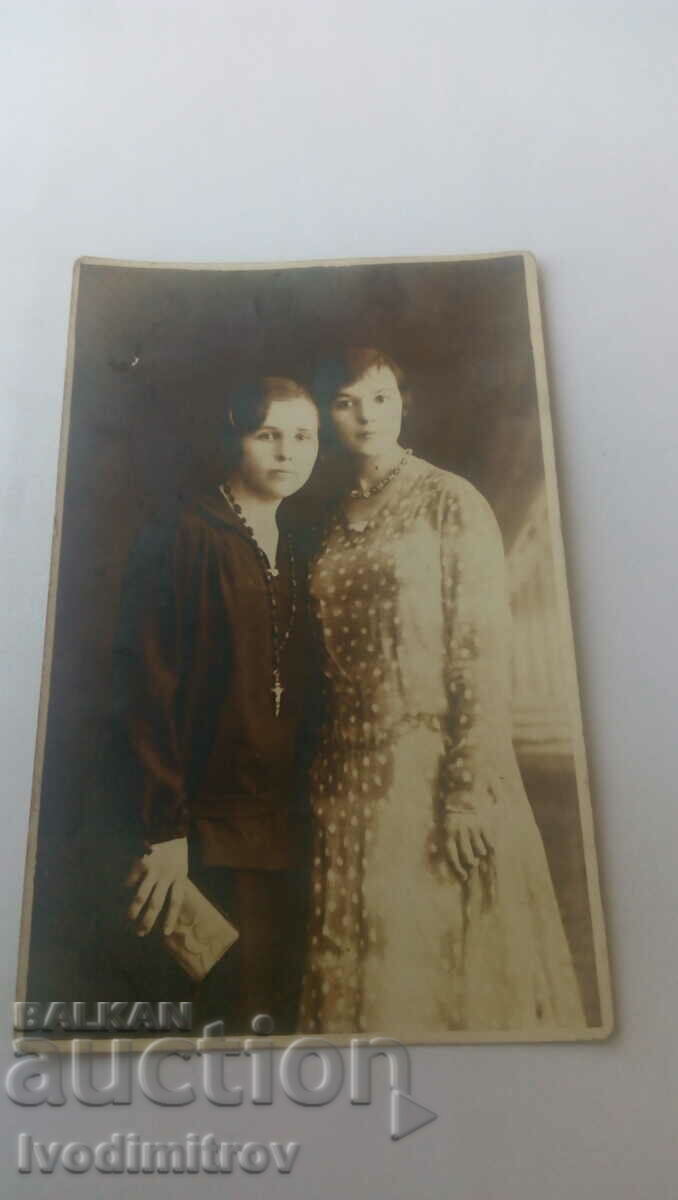Снимка София Две млади момичета 1930