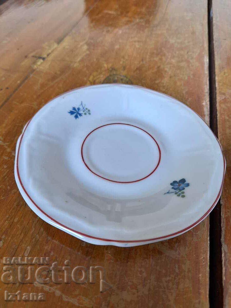 Auction Old porcelain plate, saucers Auction Old porcelain plate, saucers