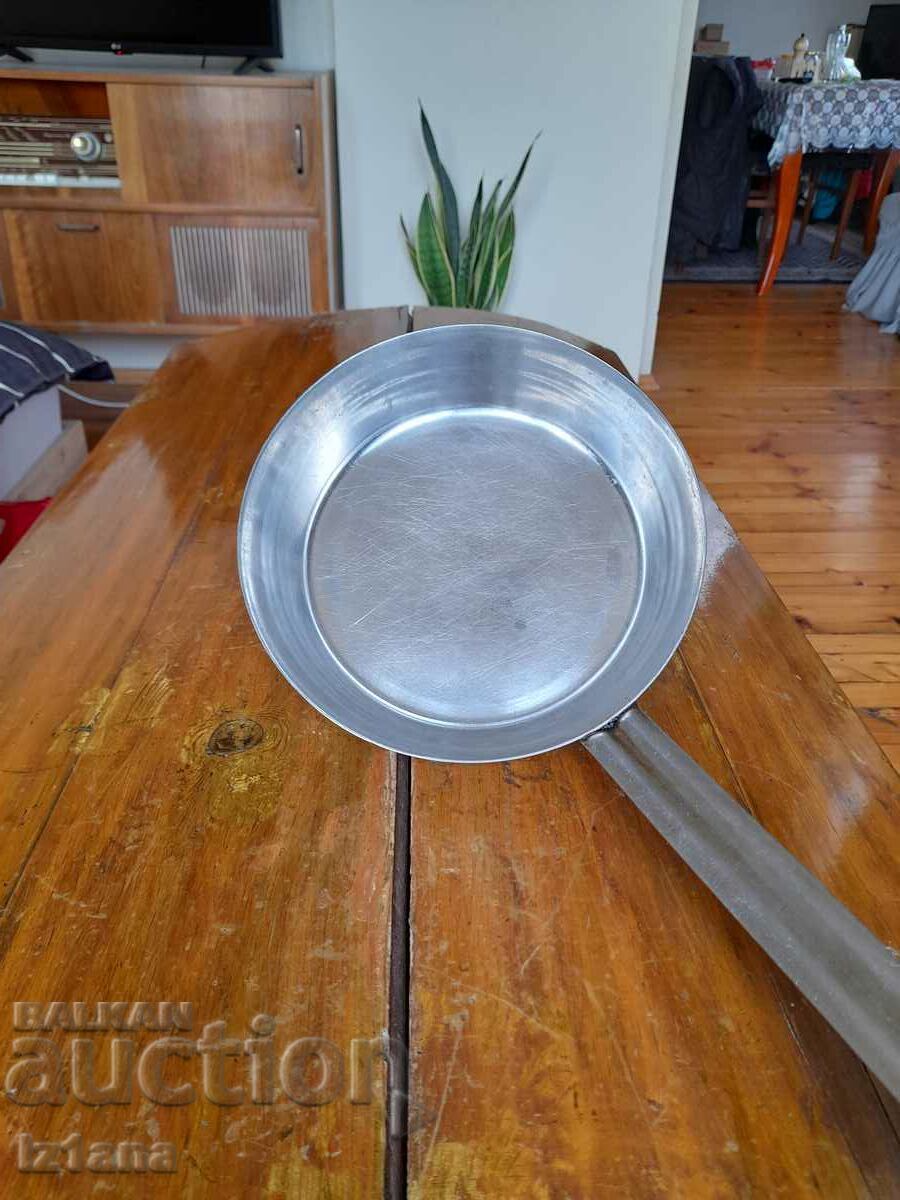Old stainless pan, stainless steel with price 33.00 BGN | € 16.87 Old stainless pan, stainless steel with price 33.00 BGN | € 16.87