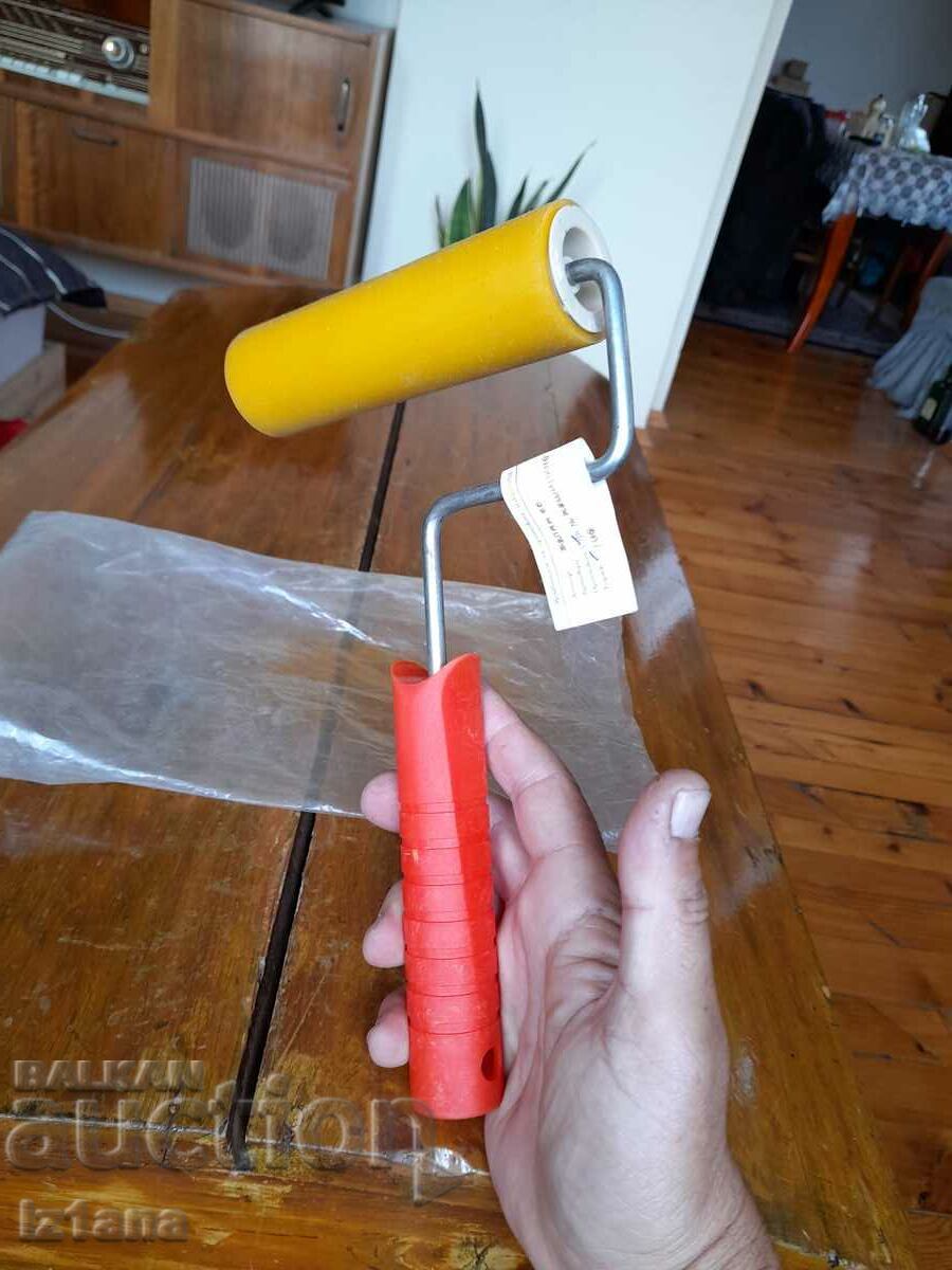 Livrarea Rolă veche pentru laminare, lipire Livrarea Rolă veche pentru laminare, lipire