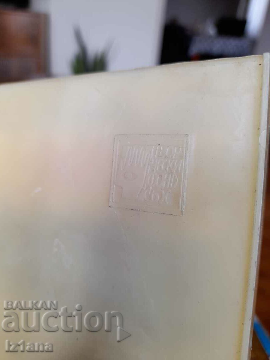 Old watercolors, paints with price 37.00 BGN | € 18.92 Old watercolors, paints with price 37.00 BGN | € 18.92