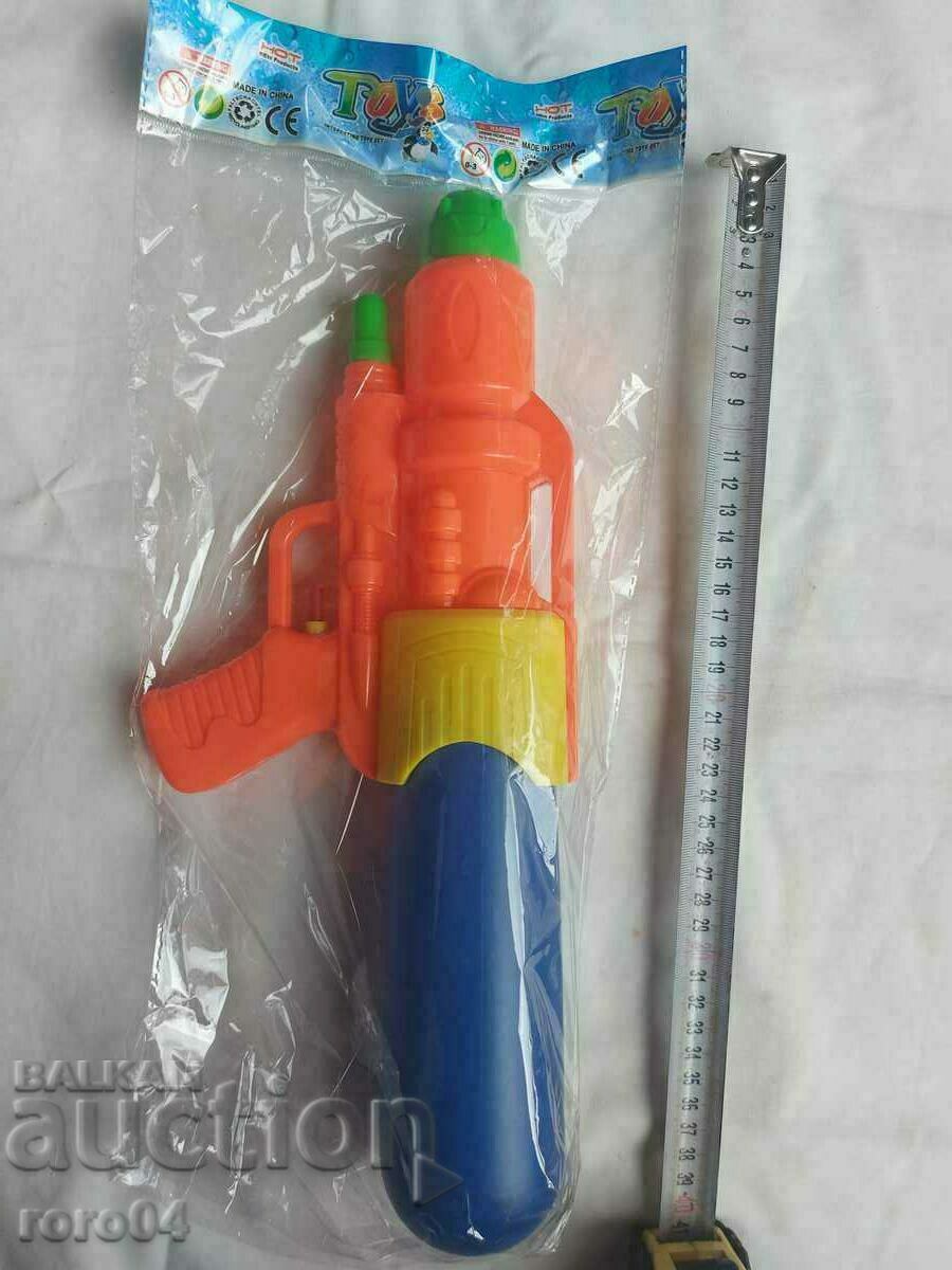 WATER PISTOL - BRAND NEW with price 15.00 BGN | € 7.67 WATER PISTOL - BRAND NEW with price 15.00 BGN | € 7.67