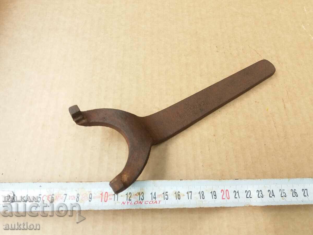 ИНСТРУМЕНТ, КЛЮЧ - ИНТЕРЕСЕН КОВАНО ЖЕЛЯЗО - 6 ИНСТРУМЕНТ, КЛЮЧ - ИНТЕРЕСЕН КОВАНО ЖЕЛЯЗО - 6