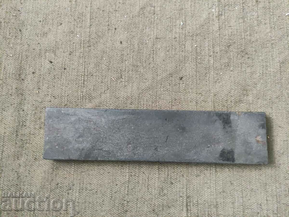 old grinding stone - 5 old grinding stone - 5