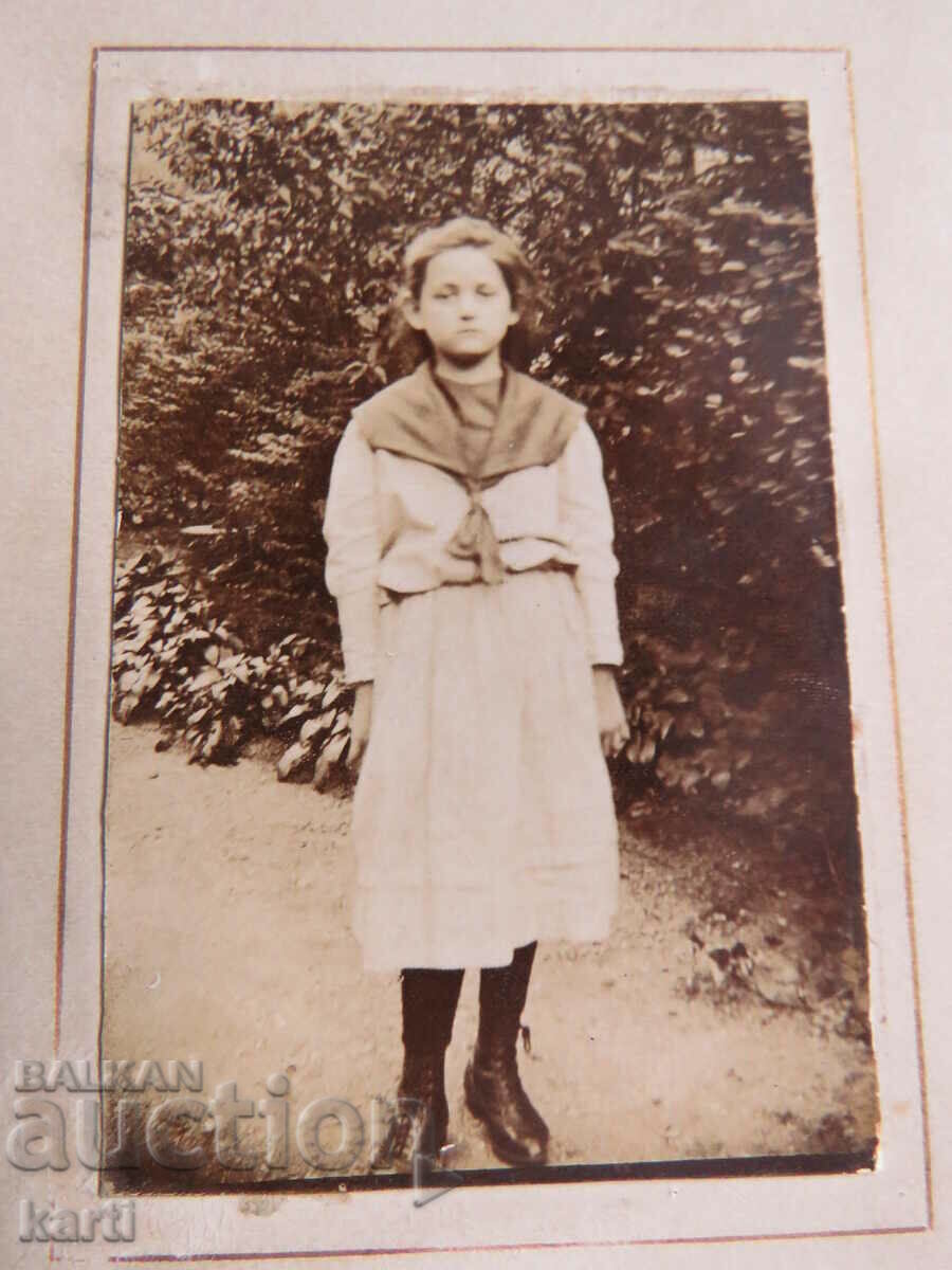 Παλιές φωτογραφίες - ΧΑΡΤΙΝΟ με τιμή € 4.09 | 8.00 BGN