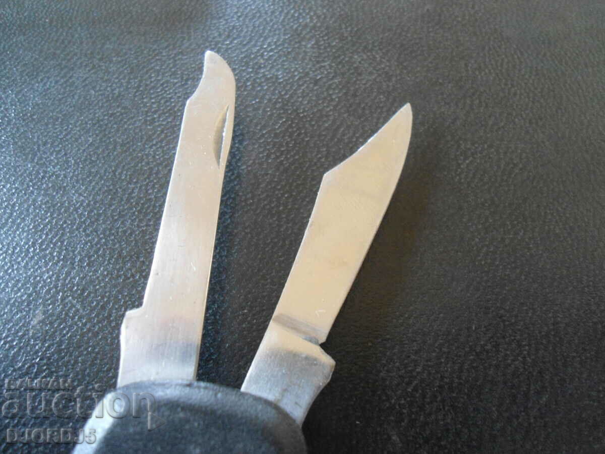 Delivery of Old pocket knife Delivery of Old pocket knife