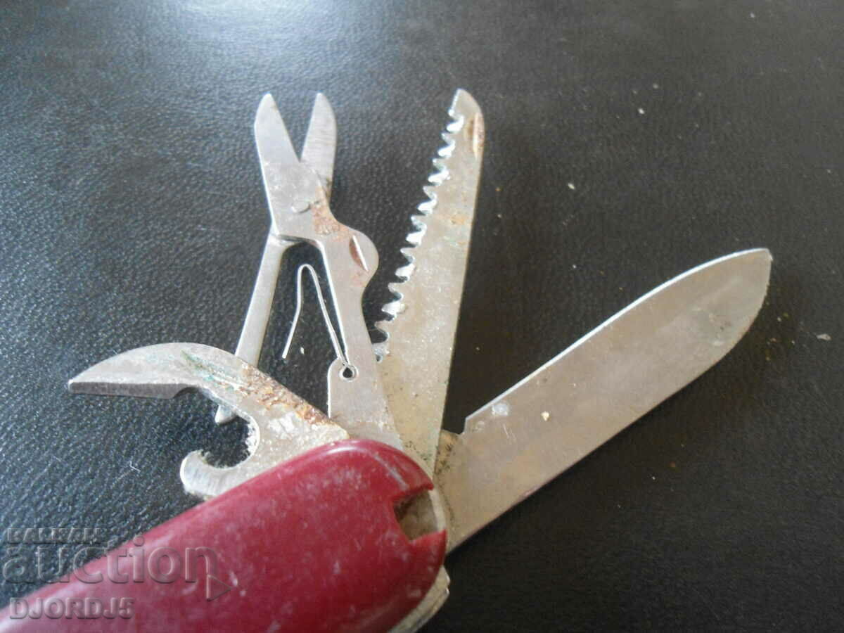 Old pocket knife with price 2.00 BGN | € 1.02 Old pocket knife with price 2.00 BGN | € 1.02