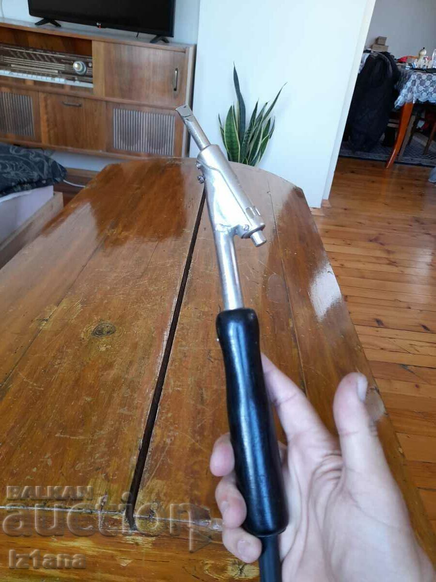 Old Vicsol soldering iron with price 50.00 BGN | € 25.56 Old Vicsol soldering iron with price 50.00 BGN | € 25.56