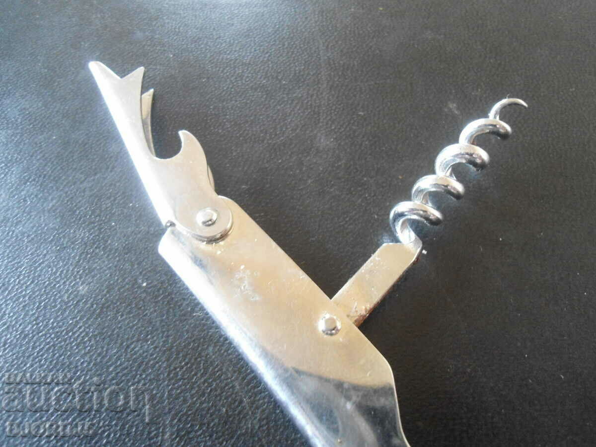 Auction  Old pocket leg, opener