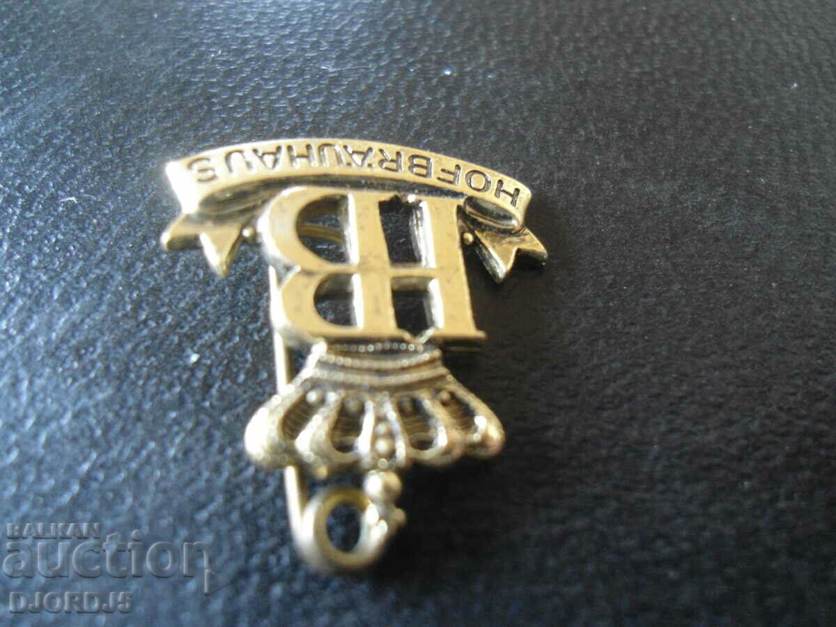 Auction An old badge Auction An old badge