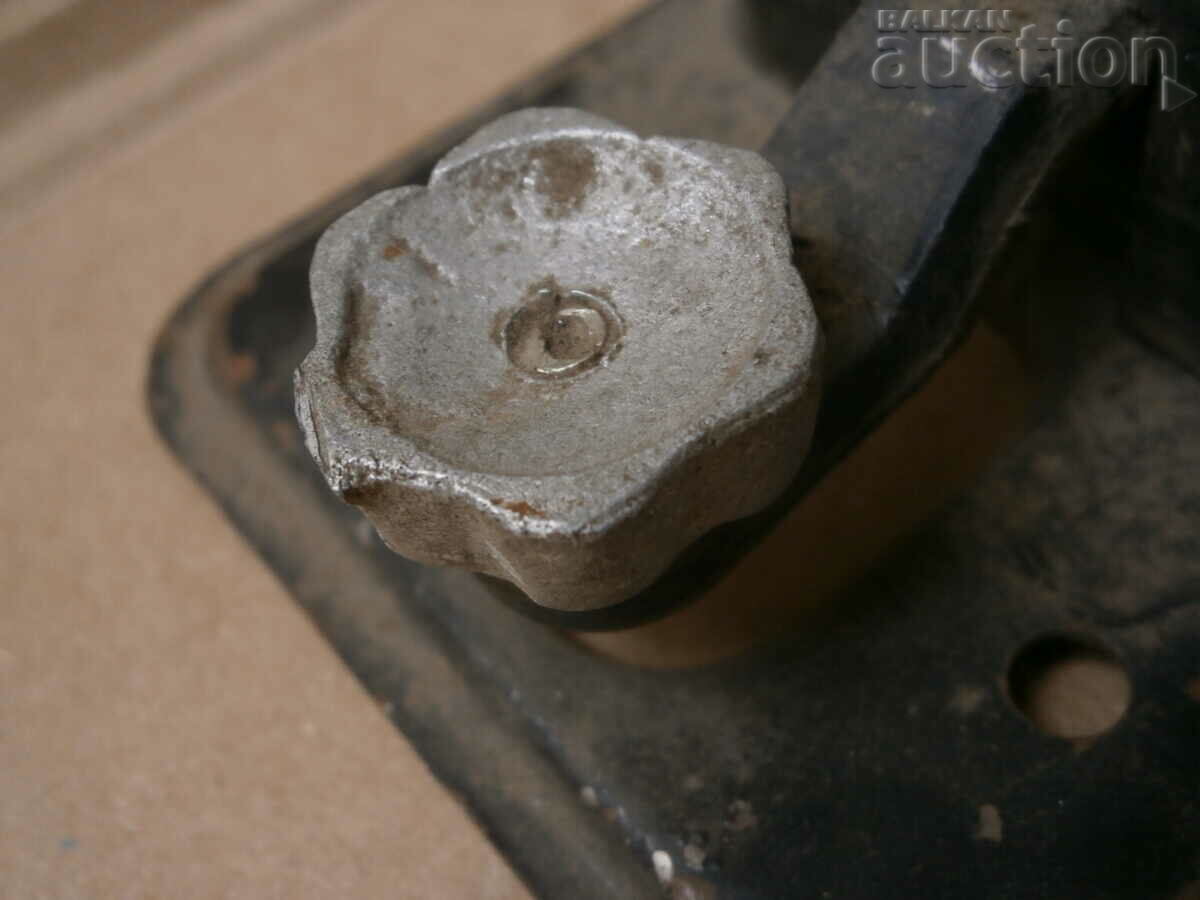 Morse key is part of the Morse system apparatus with price 41.00 BGN | € 20.96 Morse key is part of the Morse system apparatus with price 41.00 BGN | € 20.96