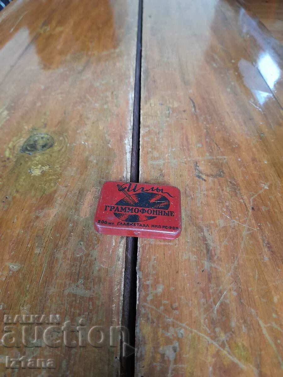 Old box of gramophone needles