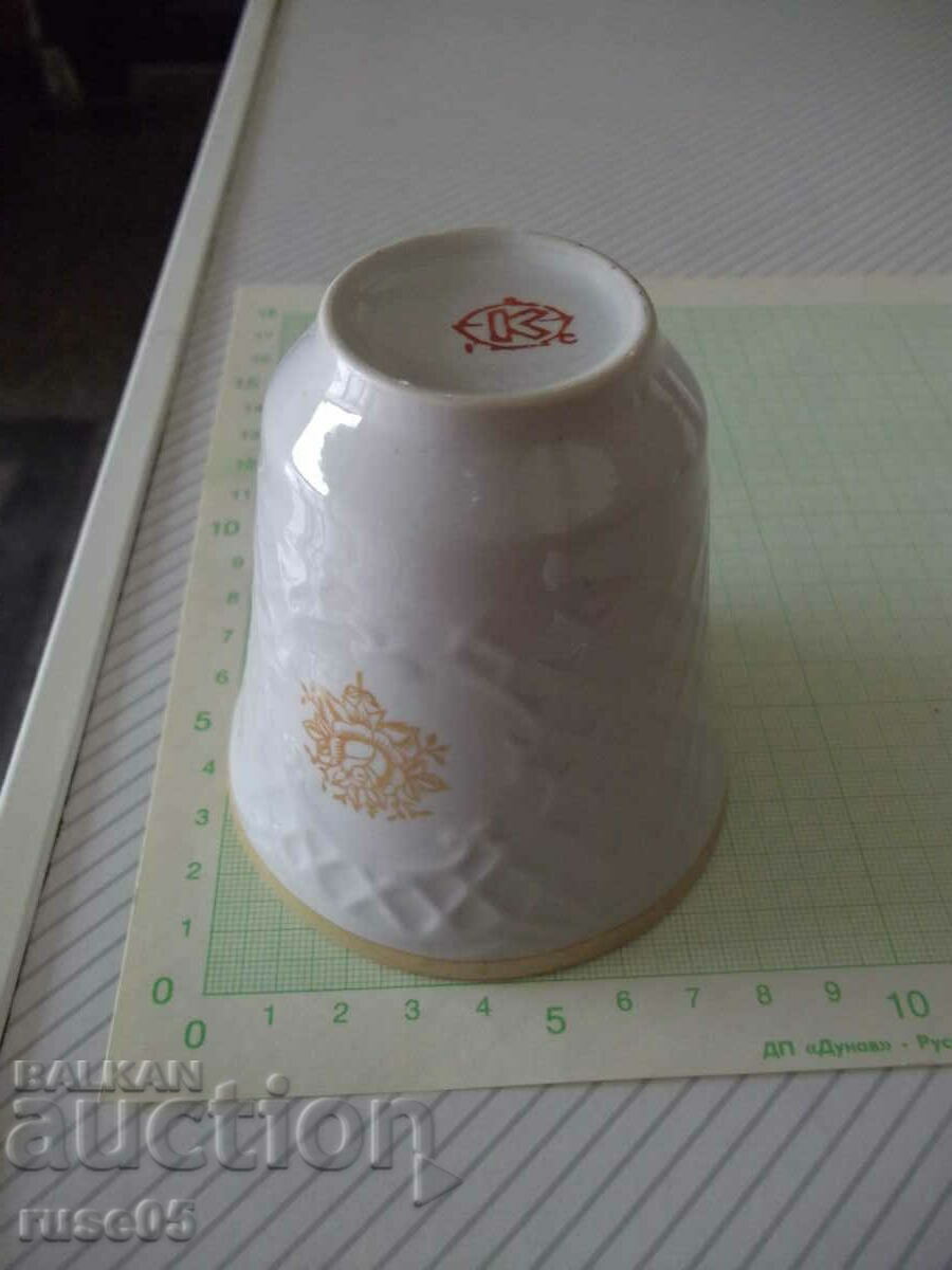 Delivery of Lot of 6 pcs. porcelain cups