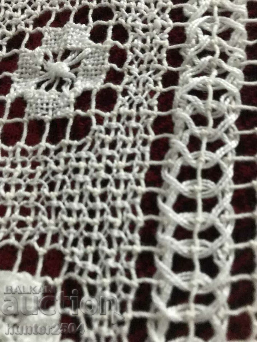 Auction Knitted tablecloth 70/70 cm Auction Knitted tablecloth 70/70 cm