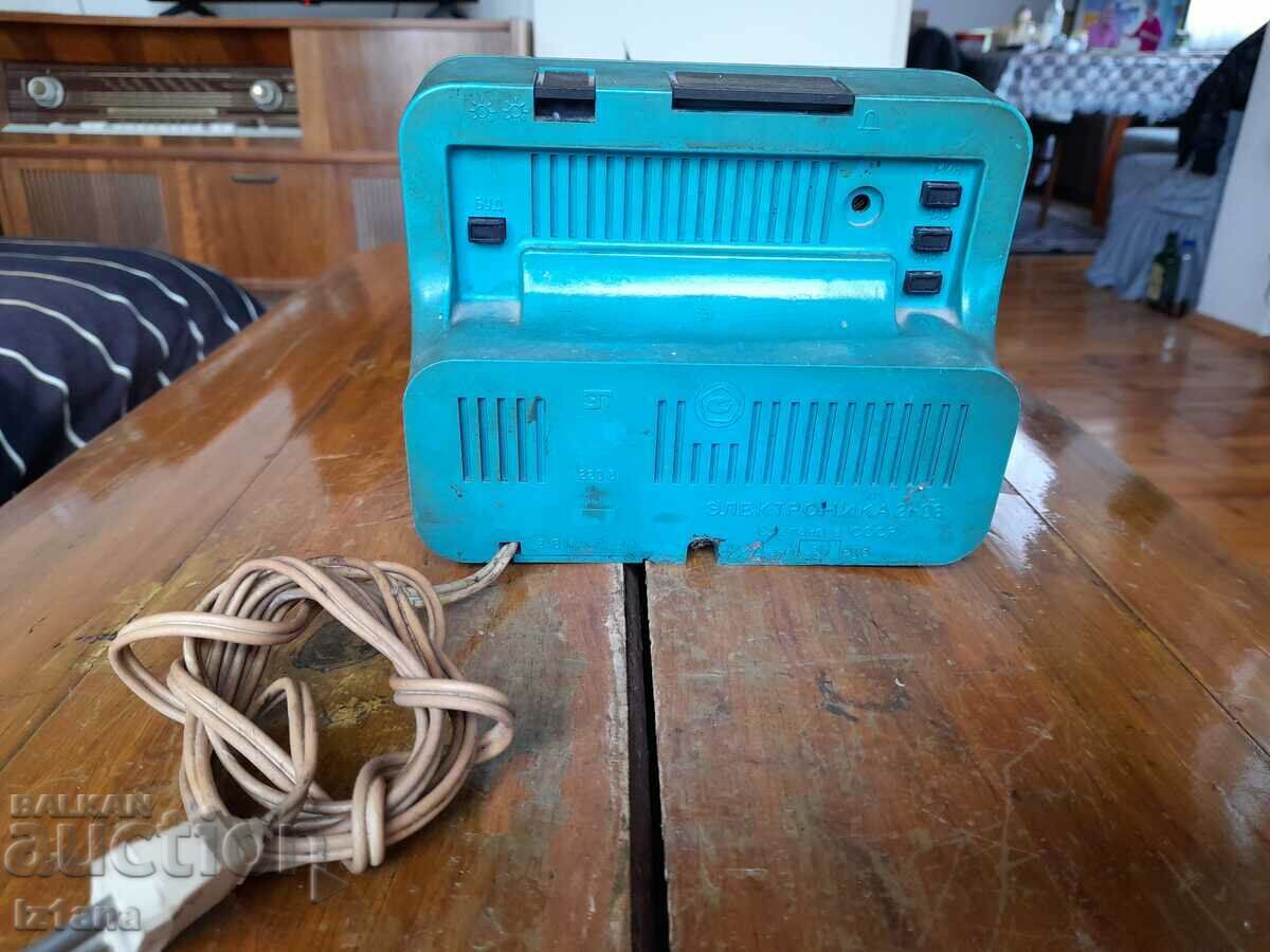 Delivery of Old Clock Electronics 2-06