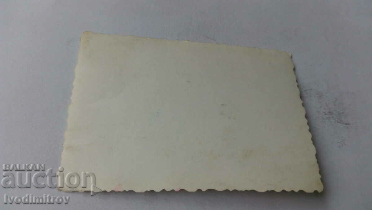 Снимка Младо момиче на плажа с цена 1.45 лв. | € 0.74 Снимка Младо момиче на плажа с цена 1.45 лв. | € 0.74