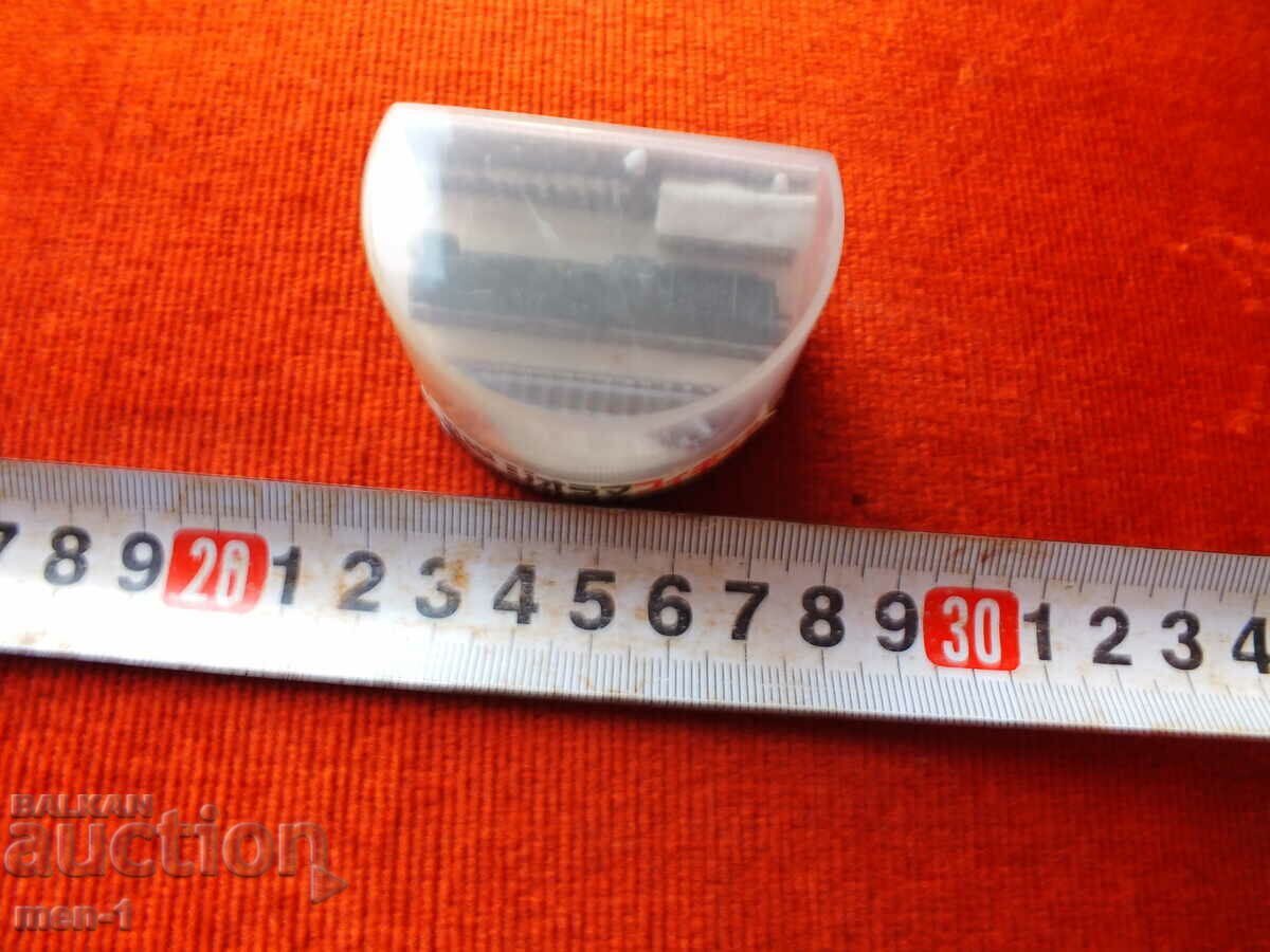 Delivery of Train in a box not opened Delivery of Train in a box not opened