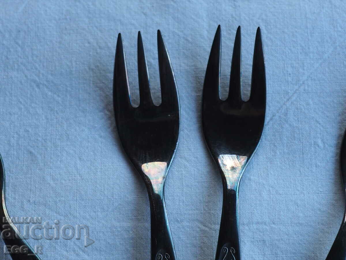 Auction Silver-plated forks BMF 100 new solid 6 pcs. Auction Silver-plated forks BMF 100 new solid 6 pcs.