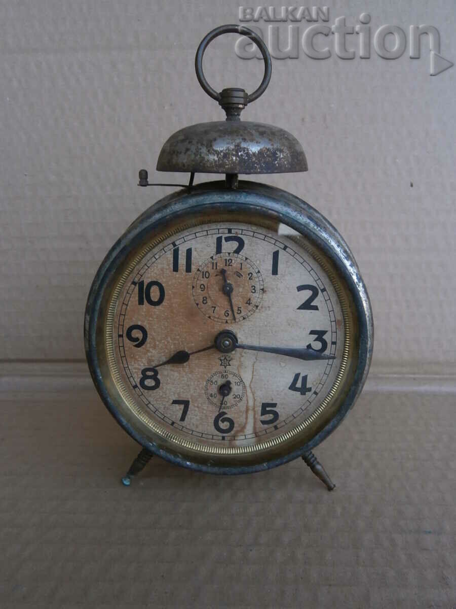 DJ vintage alarm clock joker dieffer RRR with price 65.00 BGN | € 33.23 DJ vintage alarm clock joker dieffer RRR with price 65.00 BGN | € 33.23