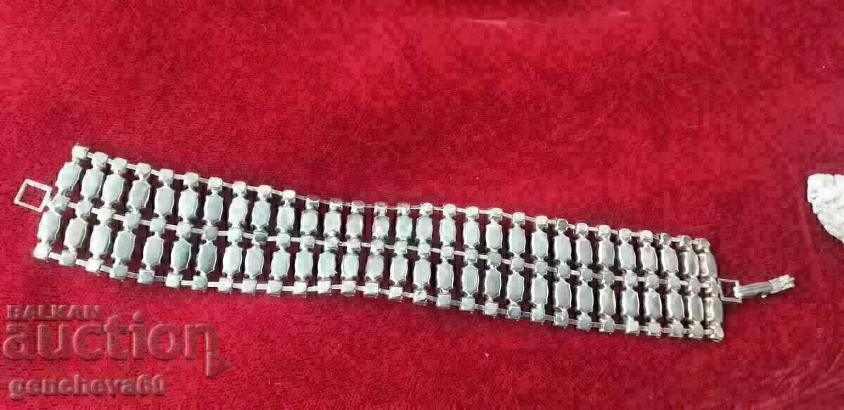 Retro bracelet with faux pearls and gold-plated crystals - 5 Retro bracelet with faux pearls and gold-plated crystals - 5