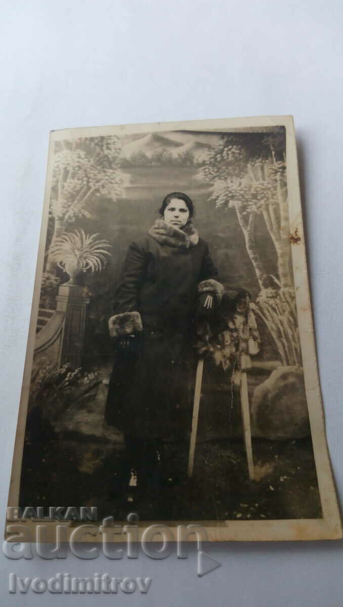 Photo Woman in a winter coat