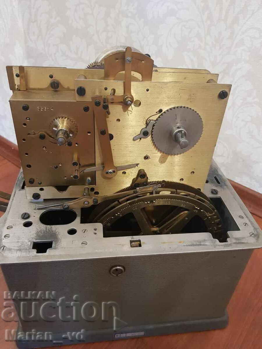 Old machine for attendance at a factory with a watch - 6