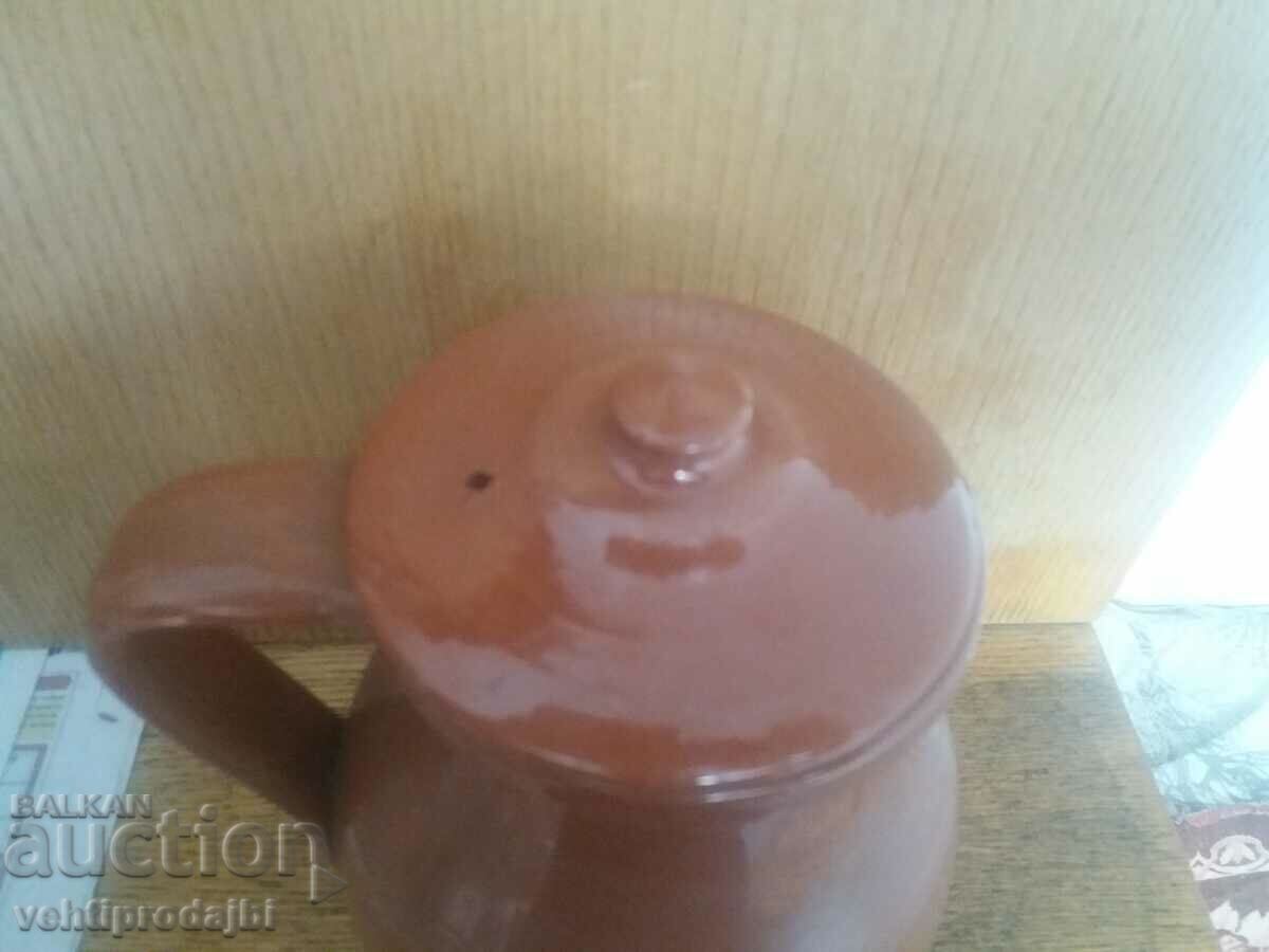 Auction  Pottery ceramics