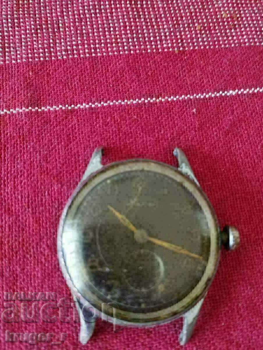 Old clock DAGGER
