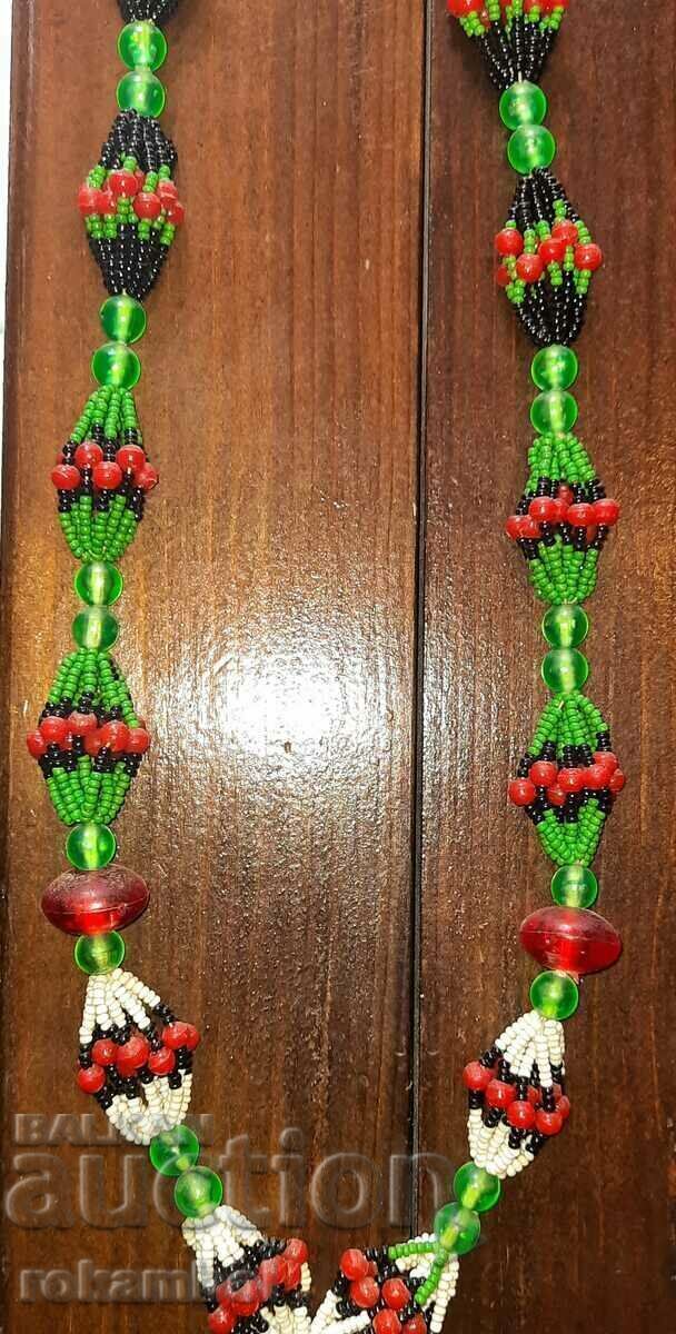 Delivery of Old ethnographic bead necklace Delivery of Old ethnographic bead necklace