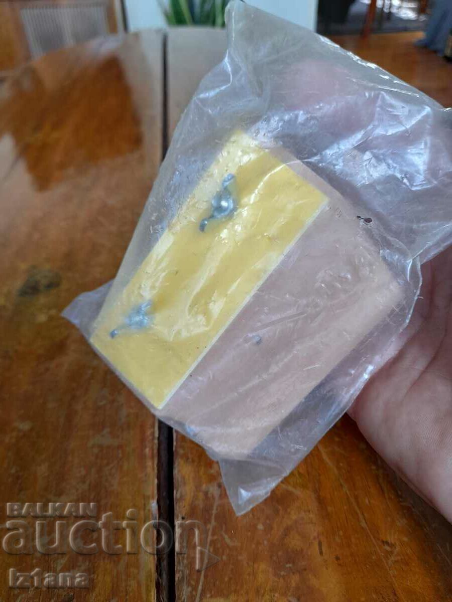 Delivery of An old tool, a device for gluing wallpaper Delivery of An old tool, a device for gluing wallpaper