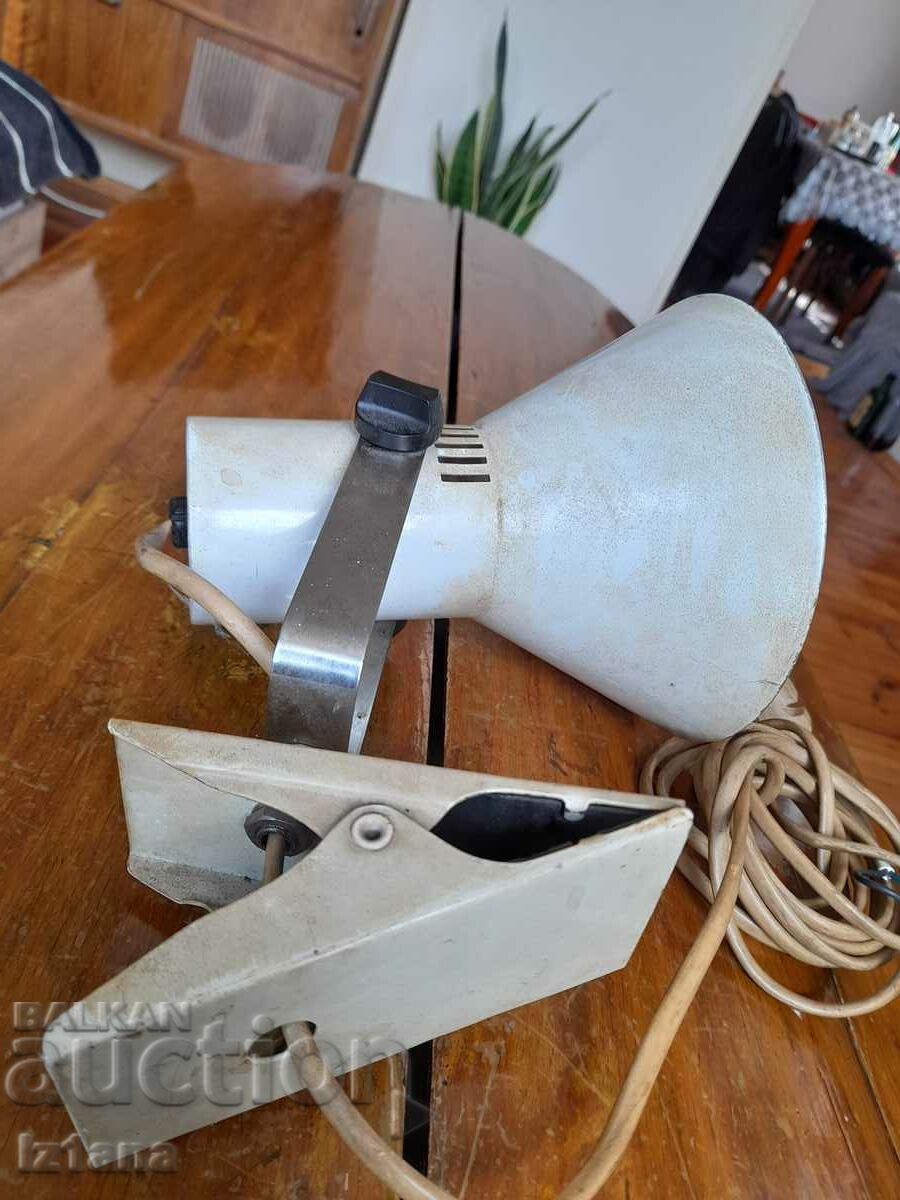 Delivery of Old table lamp Delivery of Old table lamp