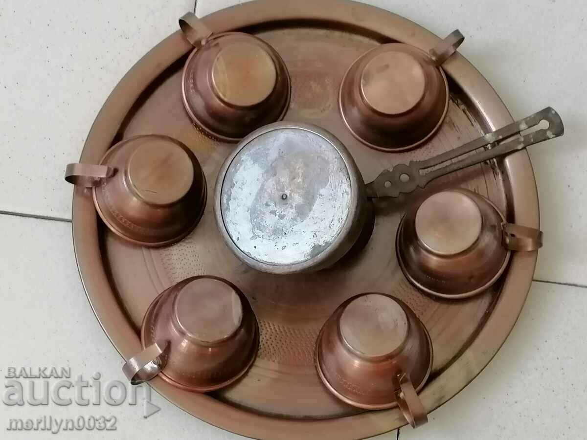 Delivery of Coffee shop, bakery, copper pot, cups, cups Delivery of Coffee shop, bakery, copper pot, cups, cups