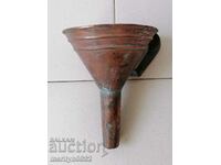 Copper funnel for pouring wine copper copper vessel