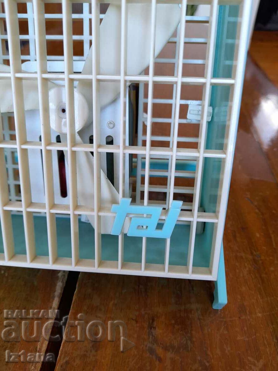 Auction Old fan Taj Auction Old fan Taj