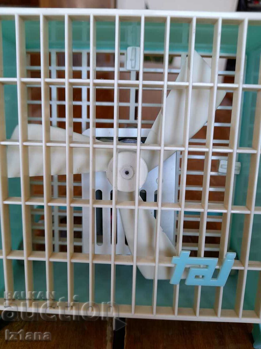 Delivery of Old fan Taj Delivery of Old fan Taj