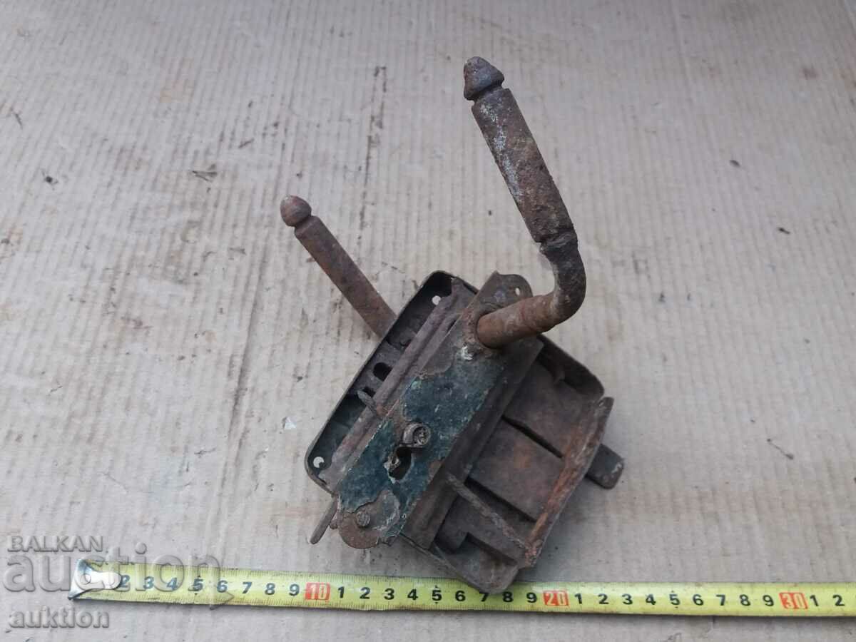 Auction WROUGHT REVIVAL LOCK, LOCK Auction WROUGHT REVIVAL LOCK, LOCK