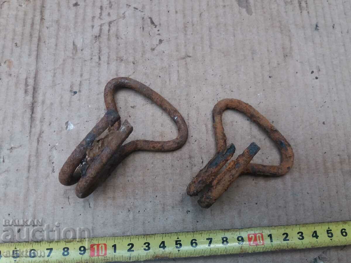 Auction FORGED HOOKS, HANGS Auction FORGED HOOKS, HANGS