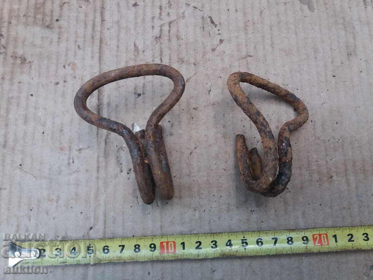 FORGED HOOKS, HANGS - 5 FORGED HOOKS, HANGS - 5