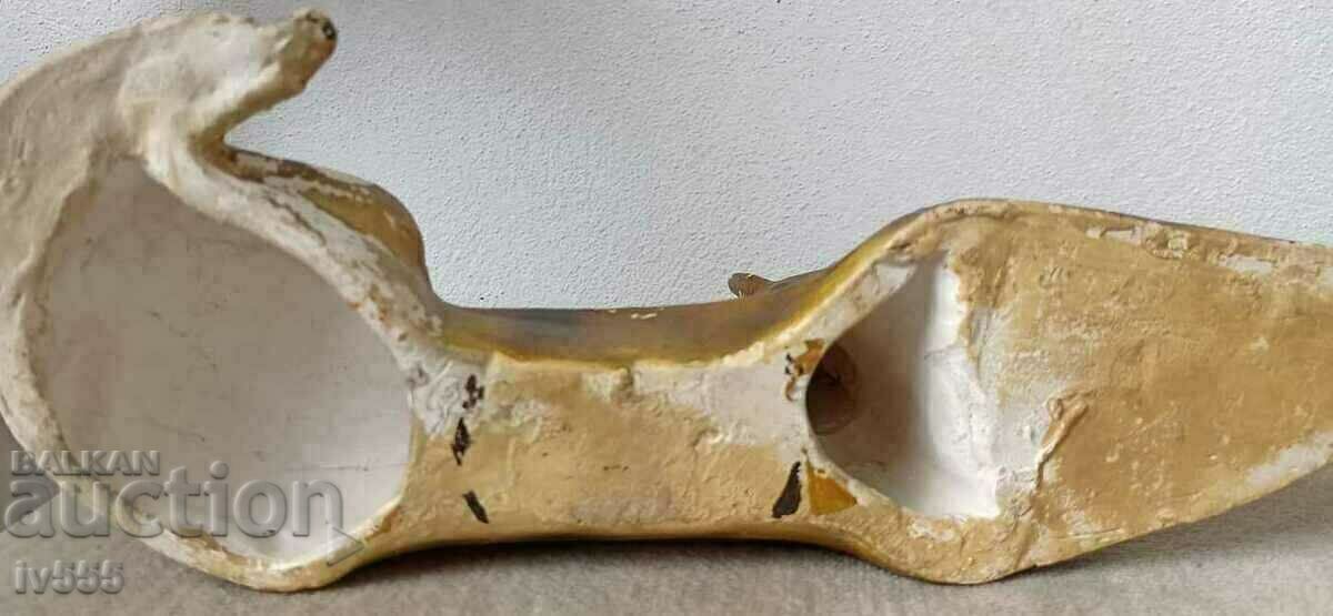 Delivery of I AM SELLING AN OLD BULGARIAN ROYAL CERAMIC FIGURE - DOG Delivery of I AM SELLING AN OLD BULGARIAN ROYAL CERAMIC FIGURE - DOG