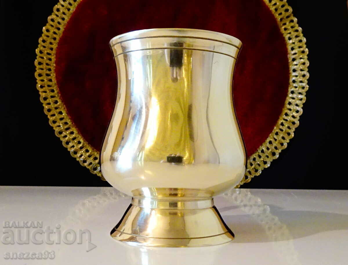 English bronze wine glass. with price 39.00 BGN | € 19.94 English bronze wine glass. with price 39.00 BGN | € 19.94