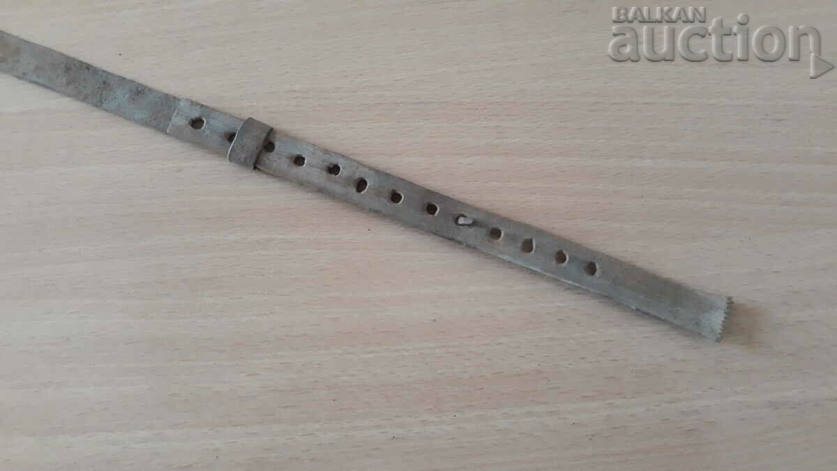 a small yard for a loom from antiquity with price 25.00 BGN | € 12.78 a small yard for a loom from antiquity with price 25.00 BGN | € 12.78