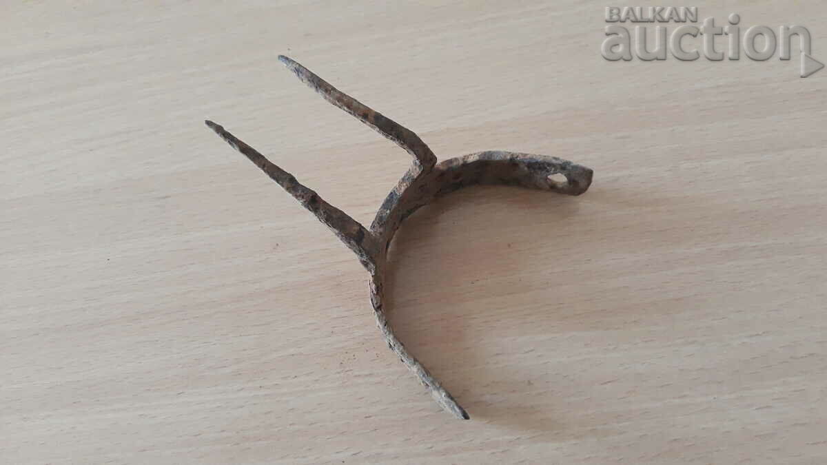 antique wrought bodler with spikes with price 25.00 BGN | € 12.78 antique wrought bodler with spikes with price 25.00 BGN | € 12.78